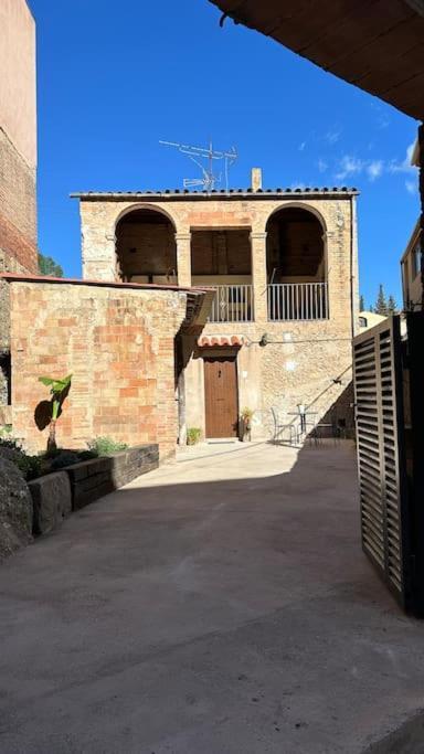 Habitacion Roca Foradada En Casa Cami De Les Aiguees Monistrol De Montserrat Eksteriør bilde