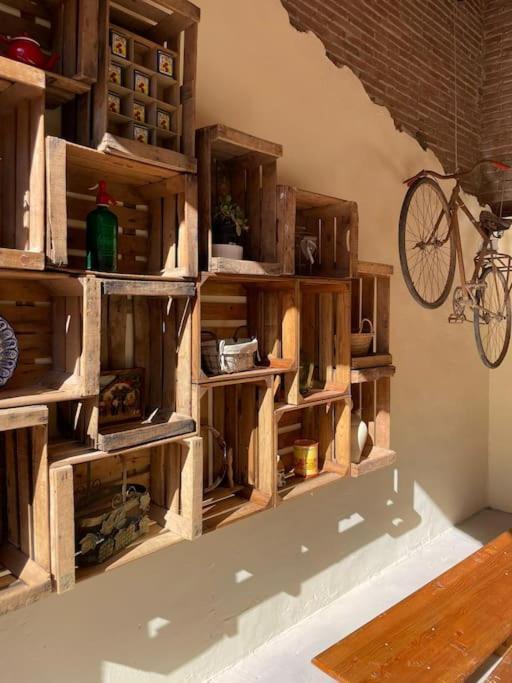 Habitacion Roca Foradada En Casa Cami De Les Aiguees Monistrol De Montserrat Eksteriør bilde